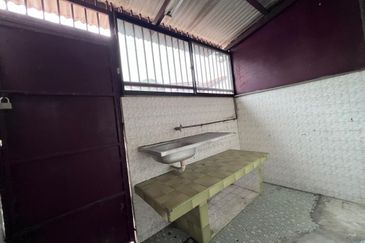 Taman Tepi Sungai ( Taman Teluk Pulai Indah )