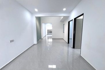 Taman Tepi Sungai ( Taman Teluk Pulai Indah )