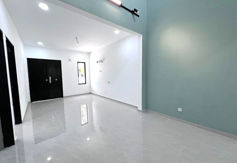 Taman Tepi Sungai ( Taman Teluk Pulai Indah )