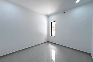 Taman Tepi Sungai ( Taman Teluk Pulai Indah )