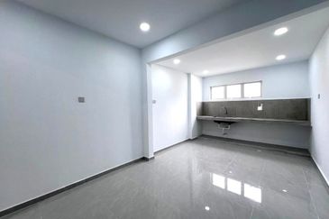 Taman Tepi Sungai ( Taman Teluk Pulai Indah )