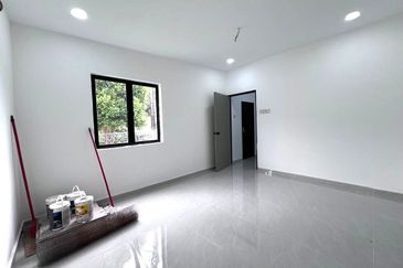 Taman Tepi Sungai ( Taman Teluk Pulai Indah )