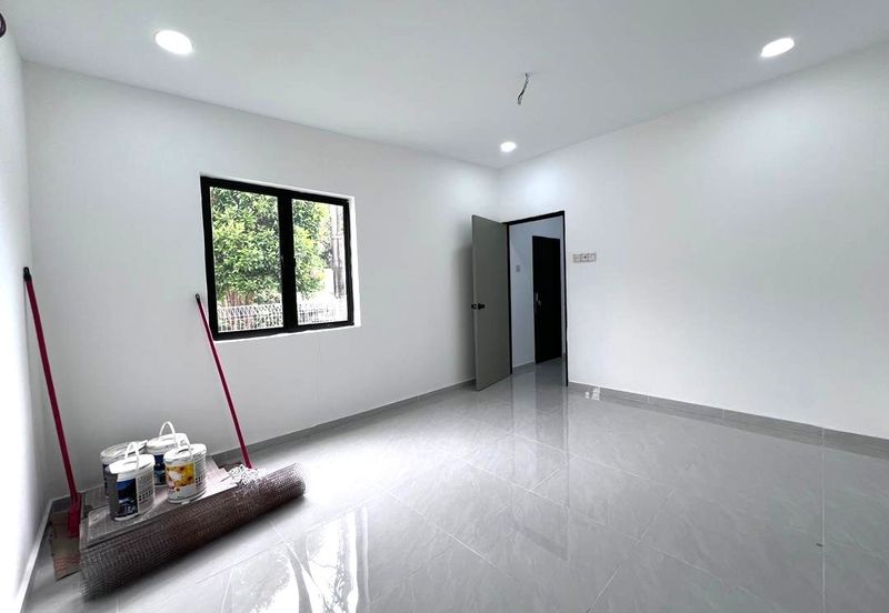 Taman Tepi Sungai ( Taman Teluk Pulai Indah )