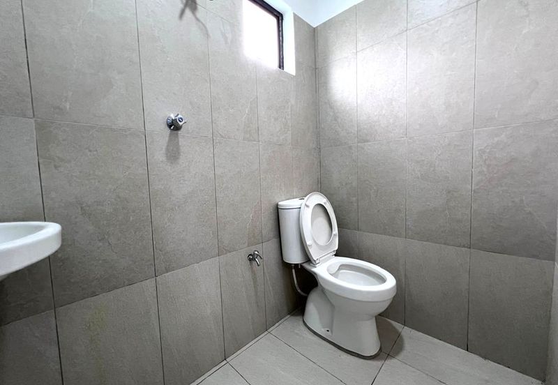 Taman Tepi Sungai ( Taman Teluk Pulai Indah )