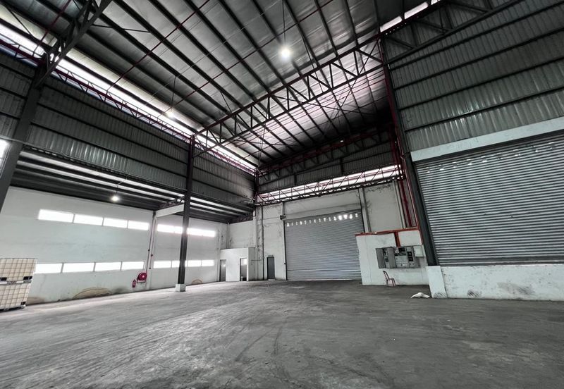 West Port, Pulau Indah