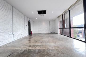 Rawspace Business Park, Taman Sentosa