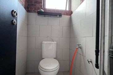 Rawspace Business Park, Taman Sentosa