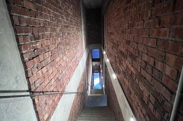 Rawspace Business Park, Taman Sentosa