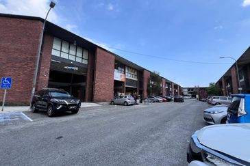 Rawspace Business Park, Taman Sentosa