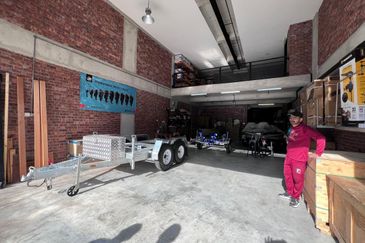 Rawspace Business Park, Taman Sentosa