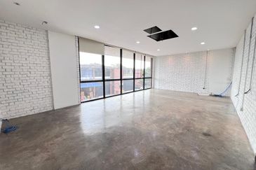 Rawspace Business Park, Taman Sentosa