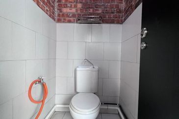 Rawspace Business Park, Taman Sentosa