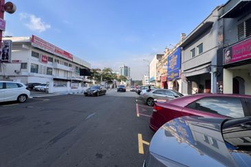 Jalan Stesen 1,Klang Double Storey Shop Lot  For Rent 