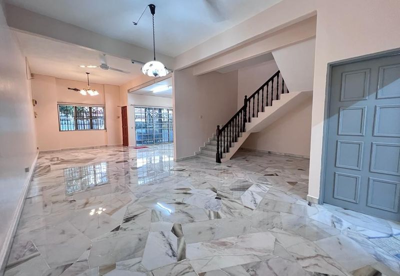 Jalan Tengku Zainun Rashid 1