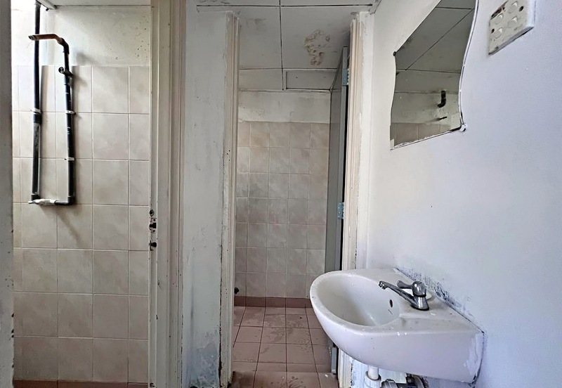 3rd Floor Shop @ Jalan Wangsa Delima 13 For Rent