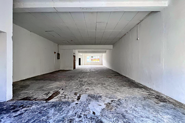 3rd Floor Shop @ Jalan Wangsa Delima 13 For Rent