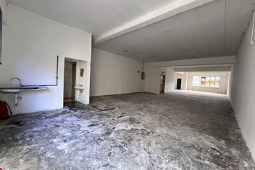 3rd Floor Shop @ Jalan Wangsa Delima 13 For Rent