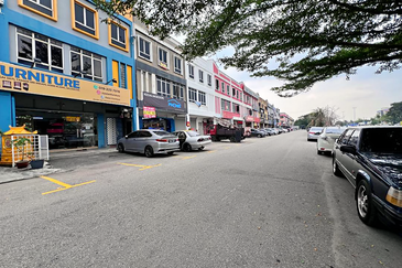 Ground Floor Shop @ Jalan Sungai Jati For Rent