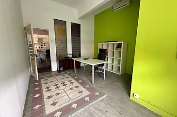 3rd Floor Shop @ Jalan Wangsa Delima 13 For Rent