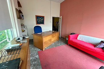 3rd Floor Shop @ Jalan Wangsa Delima 13 For Rent