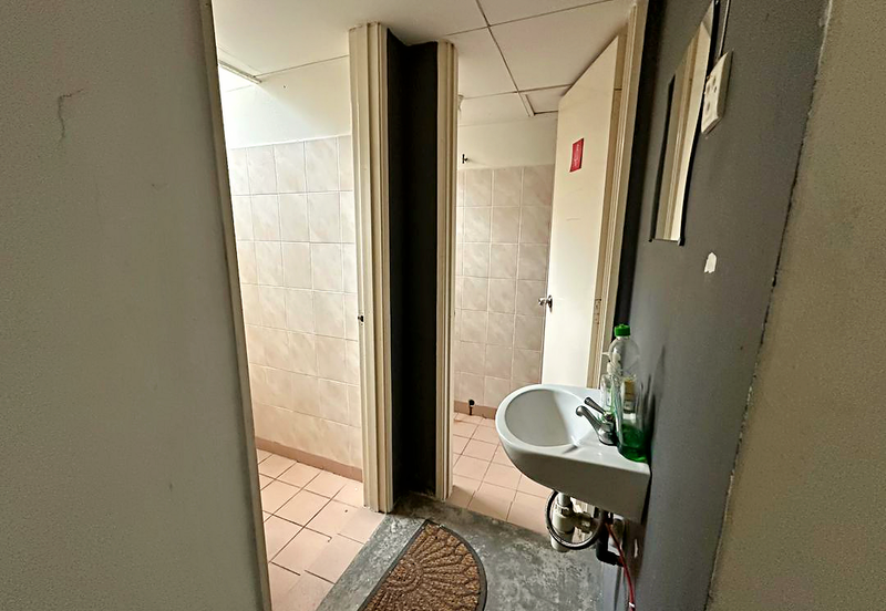 3rd Floor Shop @ Jalan Wangsa Delima 13 For Rent