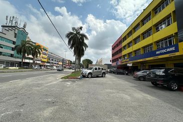 2.5 Miles Jalan Kapar