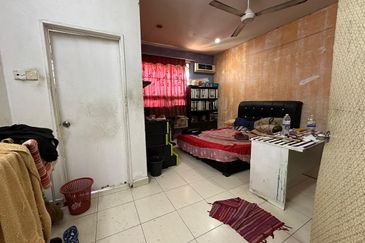 Taman Tepi Sungai ( Taman Teluk Pulai Indah )