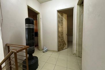 Taman Tepi Sungai ( Taman Teluk Pulai Indah )