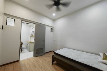 Persiaran Raja Muda Musa, Pelabuhan Klang