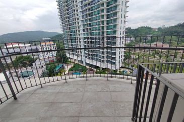 KLGCC Resort :  Senada Residences