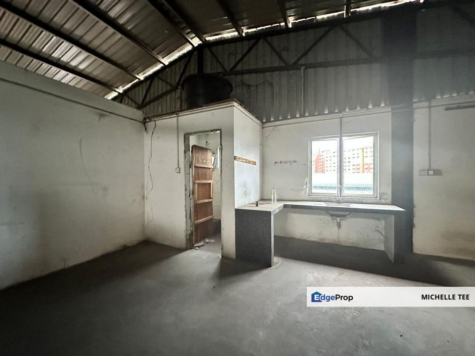 Warehouse with Office @ Jalan Sungai Puloh Batu 6, Jalan Kapar, Selangor, Klang