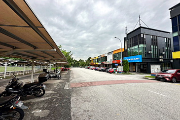 Jalan Anggerik Aranda