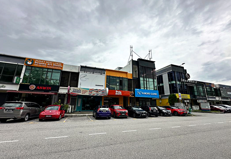 Jalan Anggerik Aranda