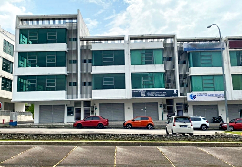 D Alpinia Business Park