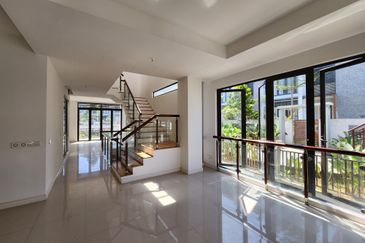 Mozart, Symphony Hills