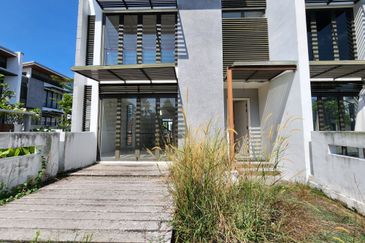 Mozart, Symphony Hills