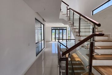 Mozart, Symphony Hills