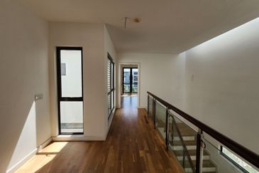 Mozart, Symphony Hills