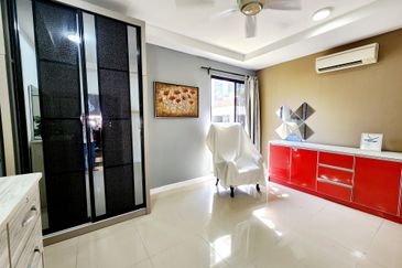 Mozart, Symphony Hills