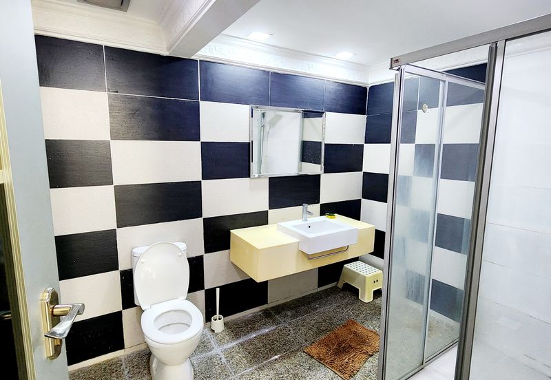 Mozart, Symphony Hills