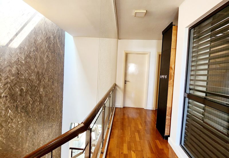 Mozart, Symphony Hills