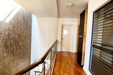 Mozart, Symphony Hills