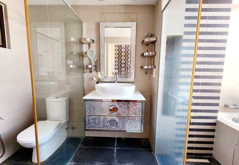 Mozart, Symphony Hills