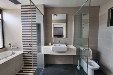 Mozart, Symphony Hills