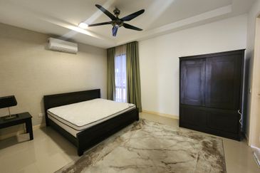 Mozart, Symphony Hills