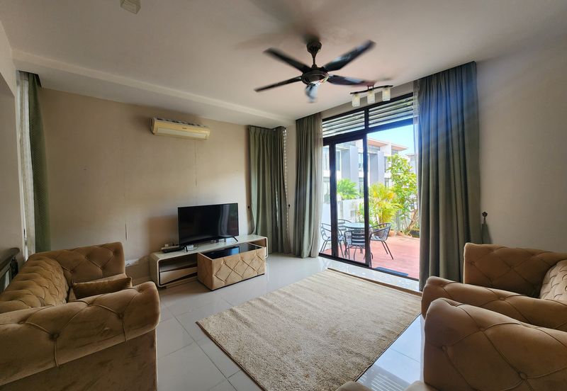 Mozart, Symphony Hills