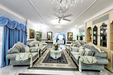 Fully Furnished Bungalow 2-Storey Seksyen 6 Shah Alam