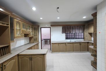 Facing OPEN Corner Semi D Seksyen 9, Shah Alam