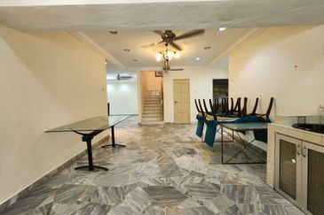 Facing OPEN Corner Semi D Seksyen 9, Shah Alam