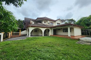 Facing OPEN Corner Semi D Seksyen 9, Shah Alam